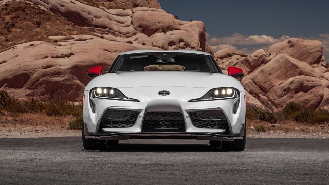 2020-Toyota-Supra-Launch-Edition-front-view.jpg