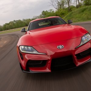 2020_GR_Supra_Renaissance_Red_005_B17E83FF0D3A9ED1AFDBC5A9478C6DEFE42982C5.jpg