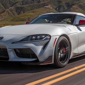 2020-Toyota-Supra-Launch-Edition-front-side-view-motion-1.jpg